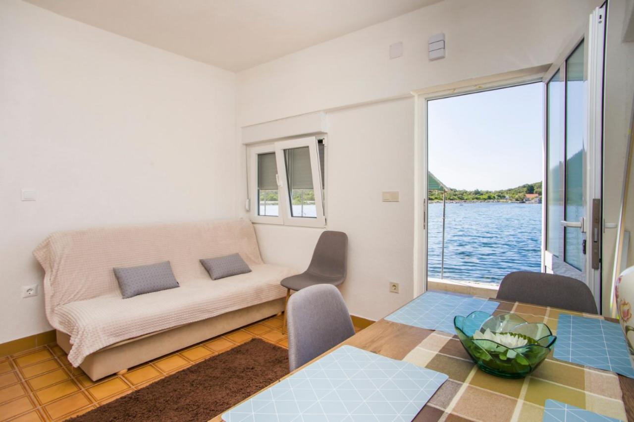 Apartment Pascal Janjina Экстерьер фото
