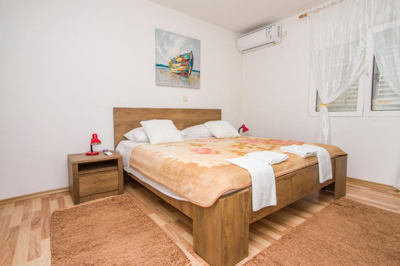 Apartment Pascal Janjina Экстерьер фото