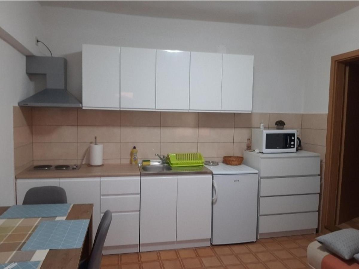 Apartment Pascal Janjina Экстерьер фото